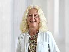 Dr. Walburga Engel-Riedel